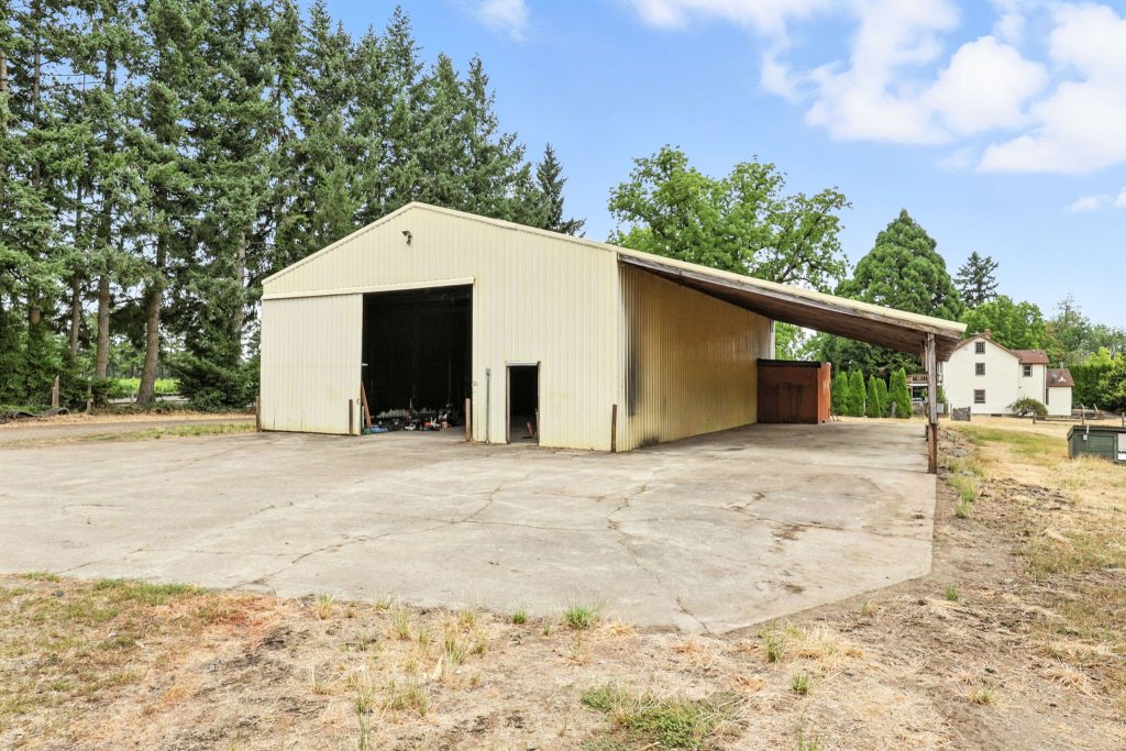 Oregon Home & Acreage